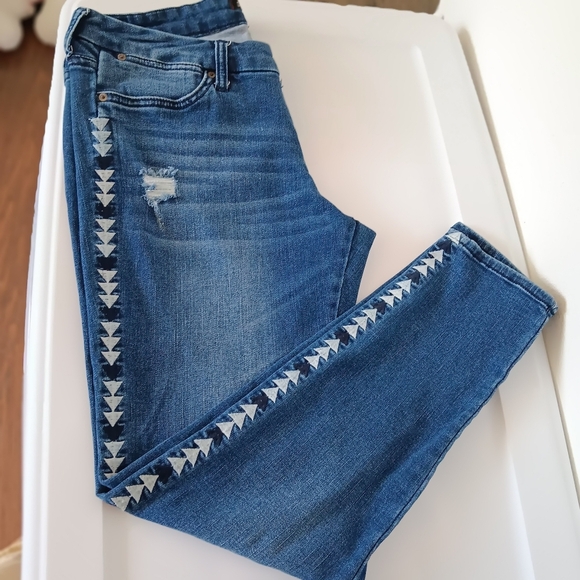 Dear John jeans Joyrich Comfort skinny Mid Rise embroidery,sz 29,stretch. - Picture 3 of 16